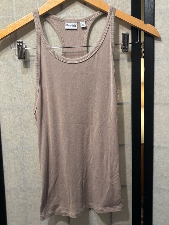 Sunday Best Tops - ARITZIA SUNDAY BEST SUN-DEH Ribbed Tencil Modal Scoop Tank
